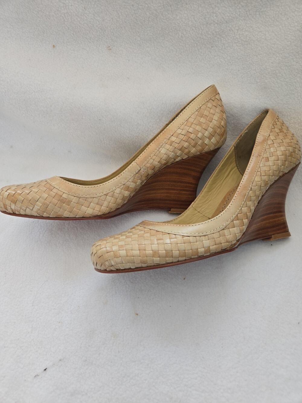 Romanelli Woven Leather Wood Wedge Heels 6.5